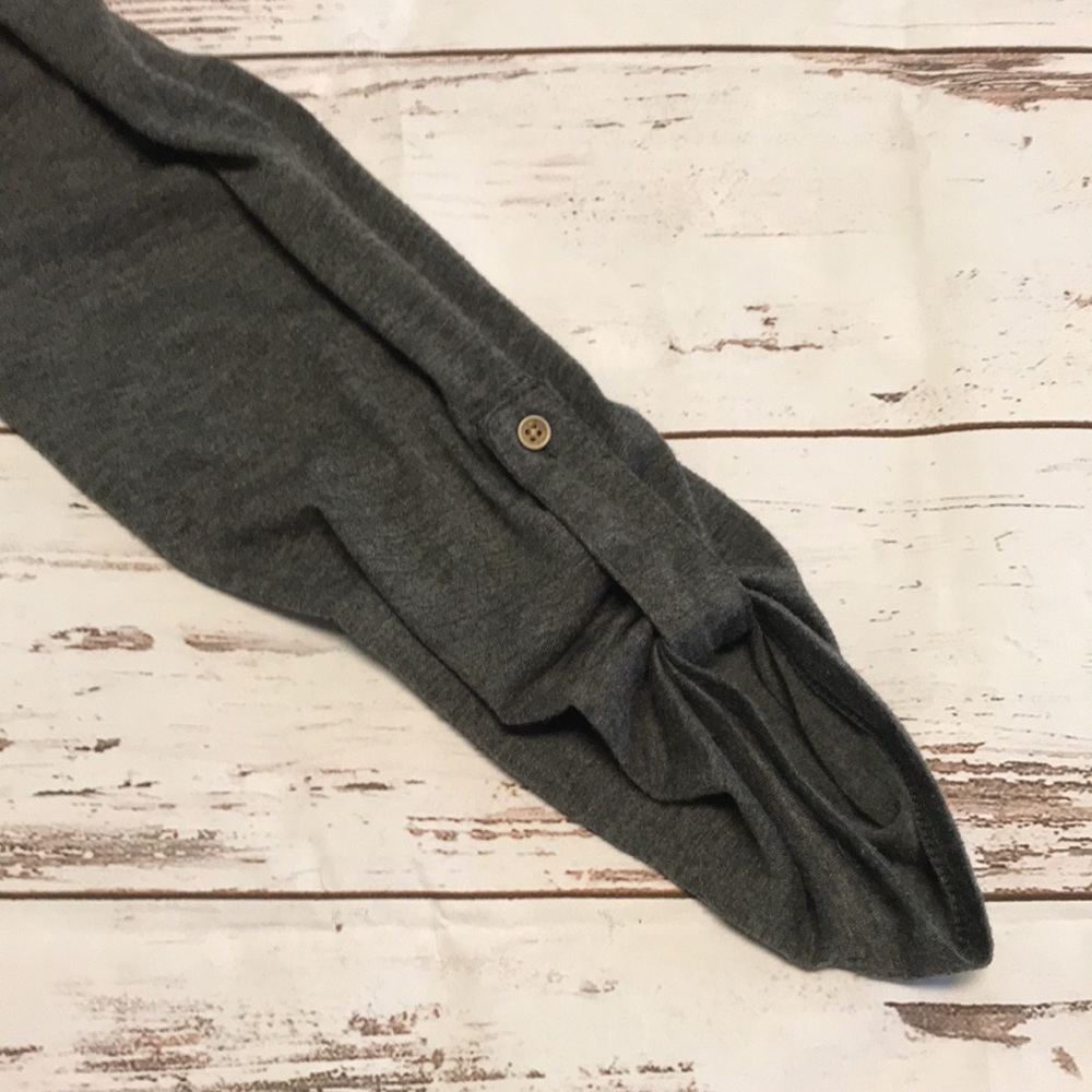 Rewind Gray Aztec Top - Picture 4 of 5